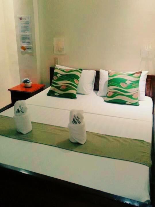 Relucio Traveller'S Pension El Nido Ngoại thất bức ảnh